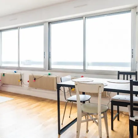 Charming 50M With View On All Paris ! פריז